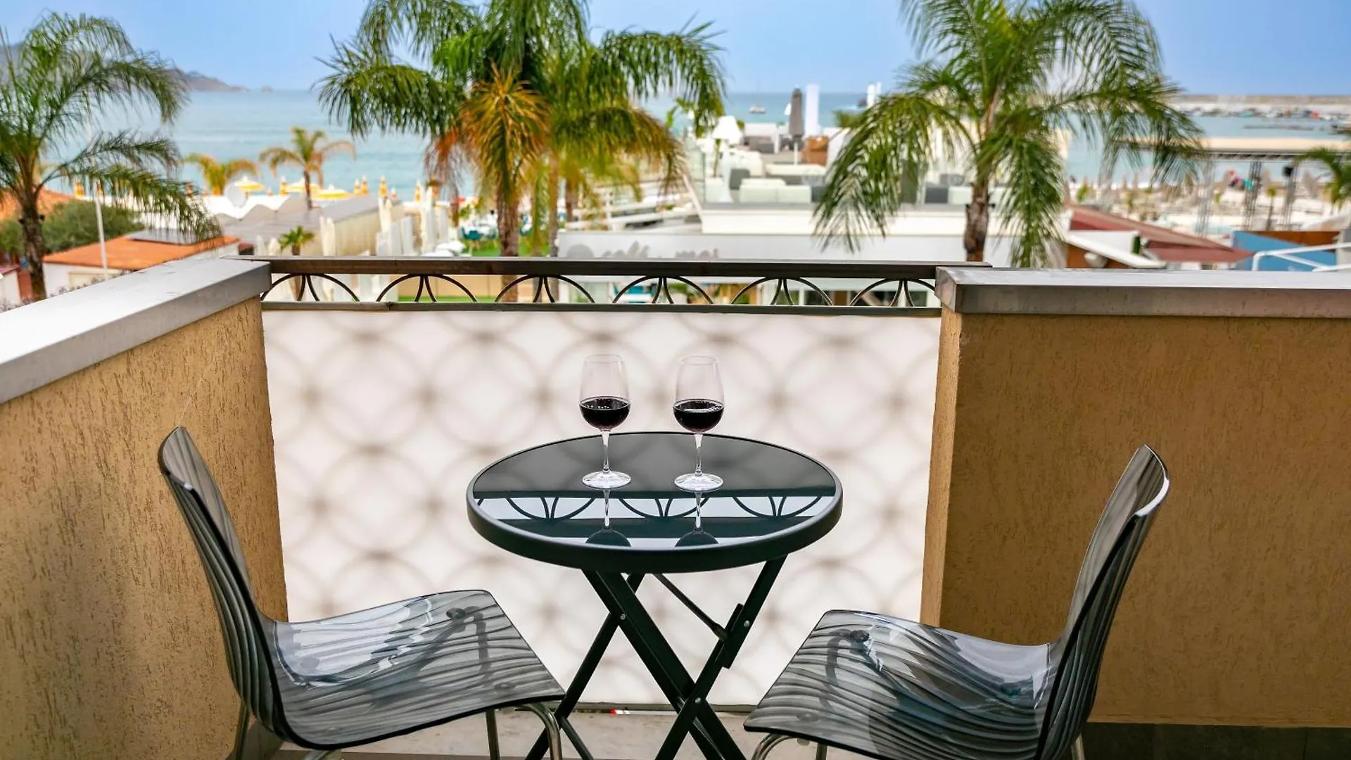 Il Balcone Sul Mare Lägenhet Giardini Naxos